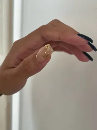 ネイル roof nailのネイルデザイン