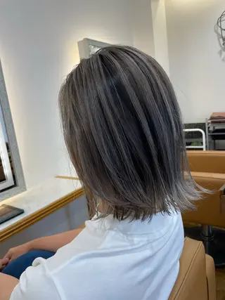 カラー ブリーチ毛矯正.髪質 改善.髪にドラマをのヘアスタイル