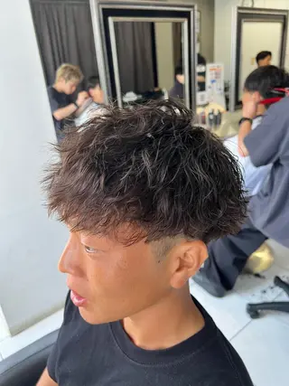 パーマ メンズ パーマ特化美容師 茂木広幸のヘアスタイル