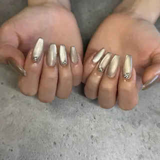 ロング nail salon  amour所属・井上 優愛のネイルデザイン