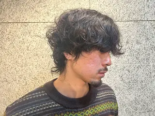 ミディアム パーマ メンズ KURAKU羽根木店所属・藤田 衣子のヘアスタイル