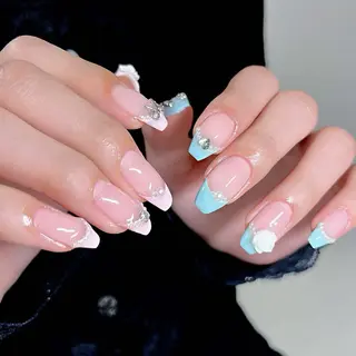 ネイル 宮澤 朱里のネイルデザイン