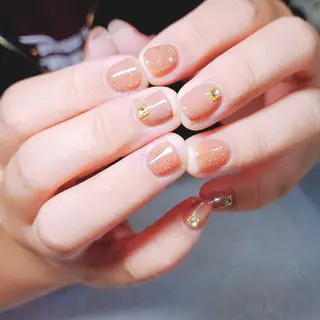 ネイル ネイルサロンベルティ .ひとみのネイルデザイン