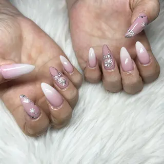 セミロング -Rien- プライベートサロンのネイルデザイン