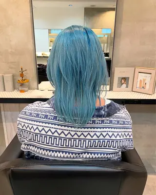 セミロング カラー メンズ 透け感カラー🫧 加納トモヒロのヘアスタイル