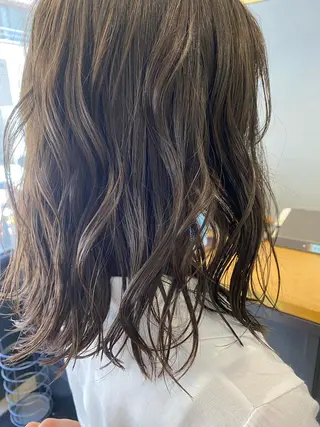 セミロング 田村 りなのヘアスタイル