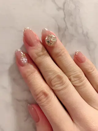 ネイル atelier chic+所属・atelier chic+のネイルデザイン