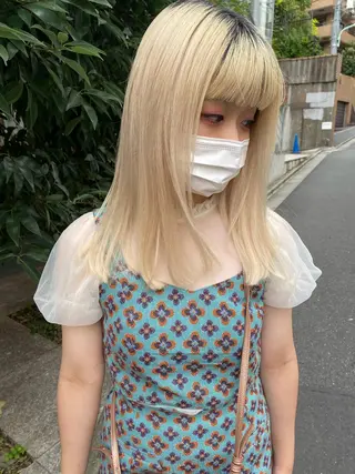 セミロング アールバイニーナ所属・R by NINA アールバイニーナのヘアスタイル