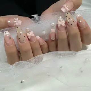 ネイル 東 千夏のネイルデザイン