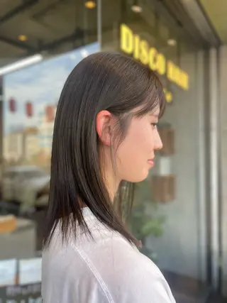 ミディアム スタイリスト /YUNAのヘアスタイル