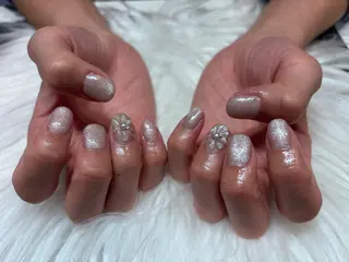 ネイル CECIL beauty labo所属・田中 梨奈のネイルデザイン