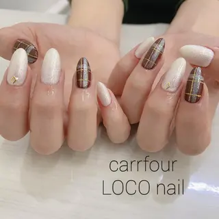 ネイル 中村 麻衣のネイルデザイン