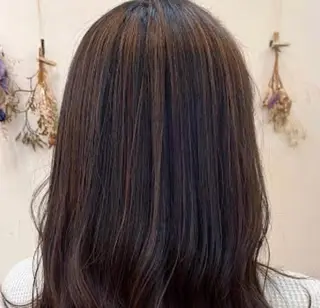 セミロング カラー haruki💐笹塚 インナーカラーのヘアスタイル