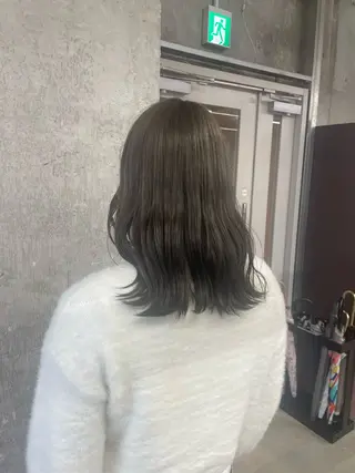 セミロング 鈴木瑛里／ブロンド ベージュ／男女のヘアスタイル