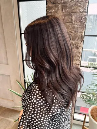 セミロング 【Hwyl】ヒュイル八王子【髪質改善】所属・✨髪質改善✨艶髪✨ MARIのヘアスタイル