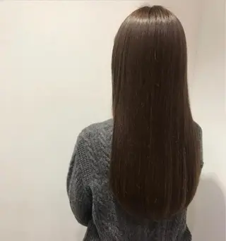 ロング カラー ヘアアレンジ 福壽 優奈のヘアスタイル