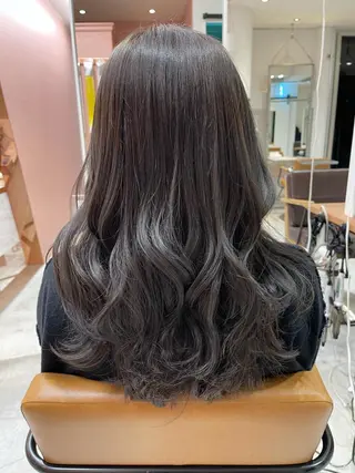 ロング カラー nameless miichiのヘアスタイル