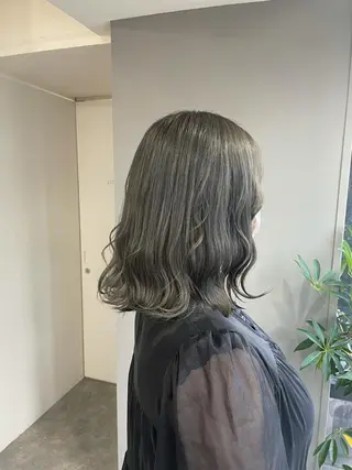 セミロング soyon心斎橋所属・♡透明感/艶カラー/ M a I ♡のヘアスタイル