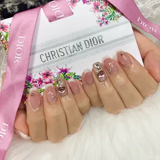 ネイル La neige* yuki 🥯🍑のネイルデザイン