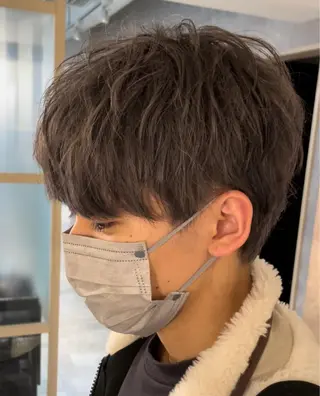 ショート カラー 渋谷 メンズ 木下 仁来のヘアスタイル