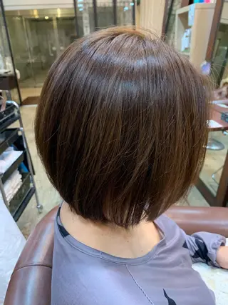 ミディアム 永田 志織のヘアスタイル