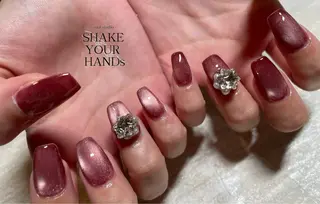 ネイル ネイルスタジオ シェイクユアハンズのネイルデザイン