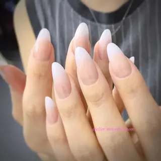 ネイル アトリエ ムーンブロッサムのネイルデザイン