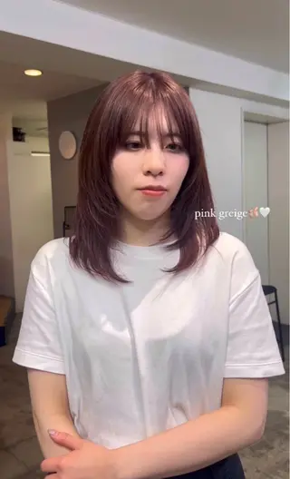 ミディアム SCEN所属・田中 千尋のヘアスタイル