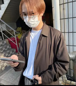 ショート カラー メンズ スパイキーショート パーマ　具志堅　太志のヘアスタイル