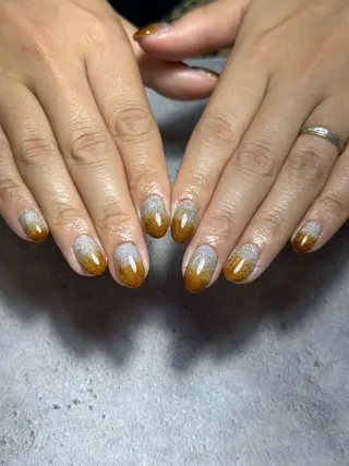 ネイル 7LOOKS フェンのネイルデザイン