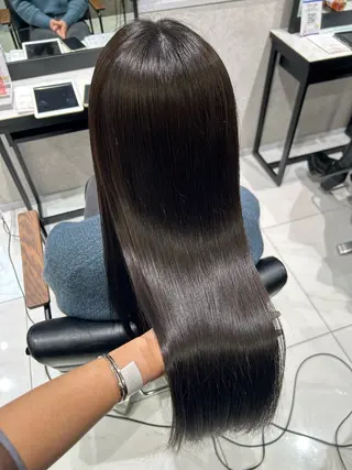 ロング カラー 透明感カラー💙 束感まつげ🪼海月のヘアスタイル