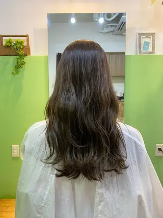 ロング カラー 【エシカル】 HOSOMIのヘアスタイル