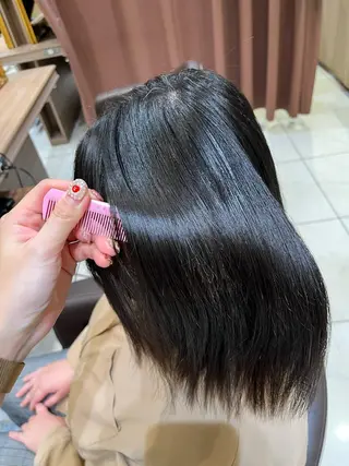 ミディアム 長尾菜々美🐰 ／ハイトーンカラーのヘアスタイル