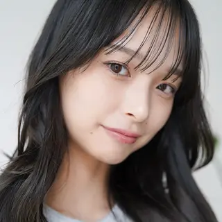 セミロング 🇰🇷カ ット透明感カラー💐のヘアスタイル