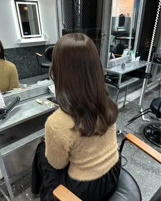 ロング カラー 山下 心のヘアスタイル