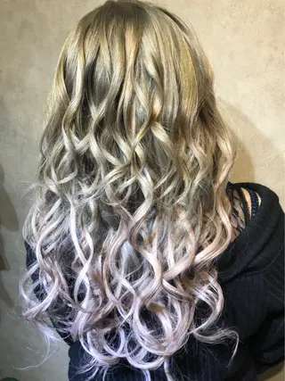 ロング BuzZ所属・西村 雄二/エクステのヘアスタイル