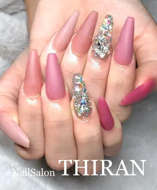 ネイル Nail salon THIRANのネイルデザイン