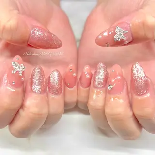 ネイル Nail salon MEGUMIのネイルデザイン