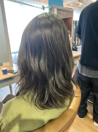ミディアム アンソニー ショウゴのヘアスタイル