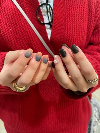 ネイル Yurina. tのネイルデザイン