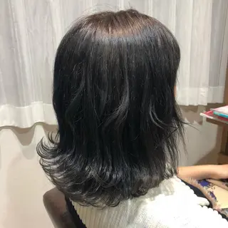カラー 伊藤 かなのヘアスタイル