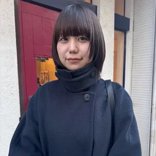 ミディアム カラー Lilu しずくのヘアスタイル