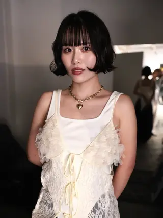 ミディアム zoey kego所属・zoey centuryのヘアスタイル