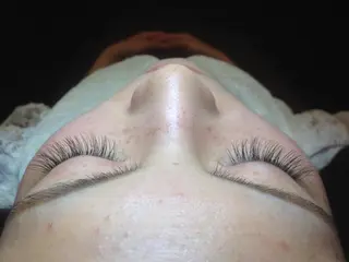 マツエク・マツパ 🥚sumire🥚 アイデザイナーの眉毛・アイブロウイメージ