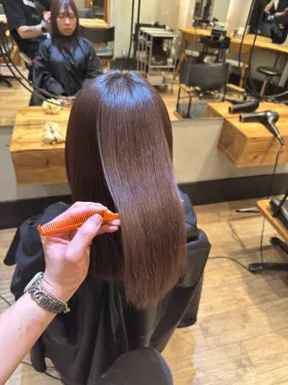 ロング 新宿/レイヤー/ ブリーチ/西川翔真のヘアスタイル