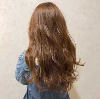ロング カラー ブルームーン所属・モリタ ミツキのヘアスタイル