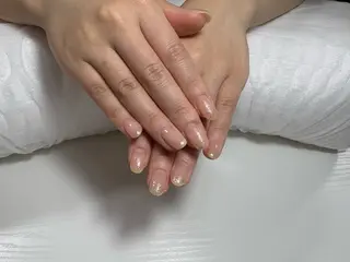 ネイル WHITE NAIL 難波店所属・荒木 綾花のネイルデザイン