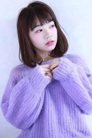 ミディアム やまだ まいのヘアスタイル
