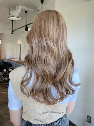 ロング カラー 暖色カラー🍒 ケアブリーチ/akiのヘアスタイル