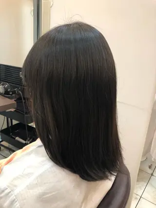 セミロング 垢抜け透明感カラー 🌻篠崎梓🌻のヘアスタイル